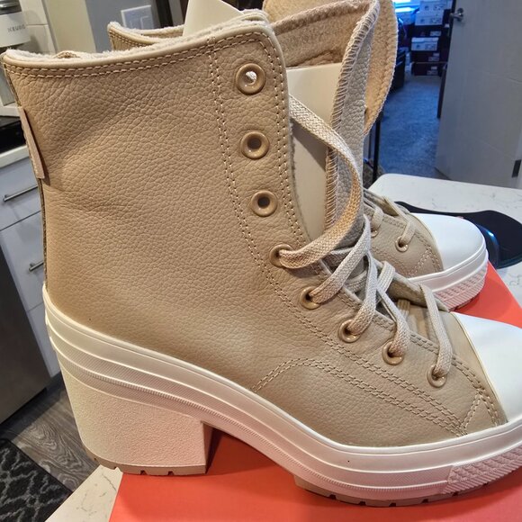 Converse Chuck 70 De Luxe Weatherized Leather Sz 8 Women Shoes Boots A12345C NEW - Picture 2 of 16